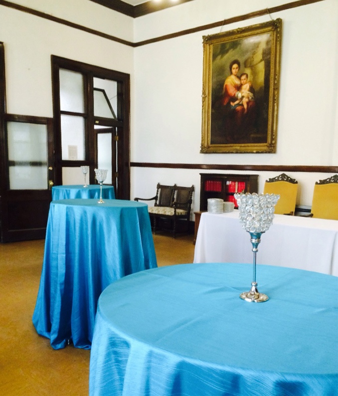 Set up for a reception can accommodate up to 80.